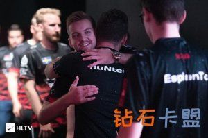 吃鸡辅助攻略如何用一句话证明你玩过“和平精英”