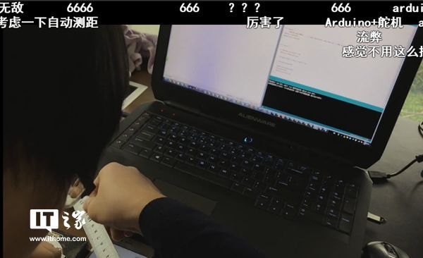 程序员叫你正确玩耍微信小程序游戏跳一跳