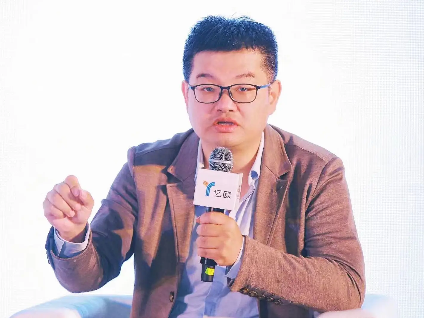 穿越火线卡盟24小时自动发卡平台